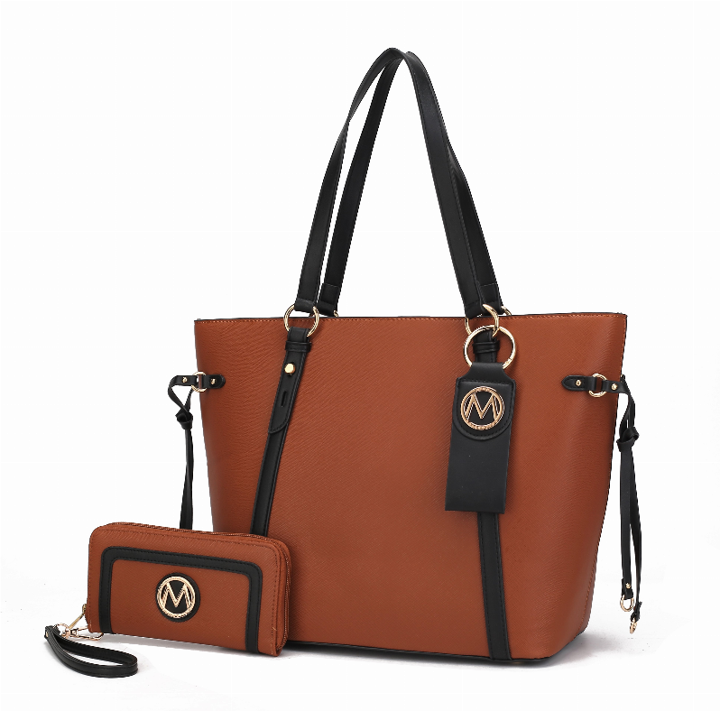 Brown tote bag with detachable wallet and key-ring pouch with metal ring