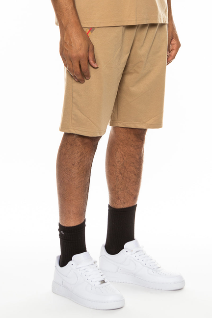 Khaki mid-thigh shorts with front pockets