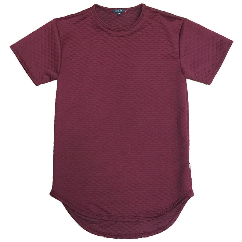 Burgundy quilted short-sleeve tee with crew neck and textured fabric