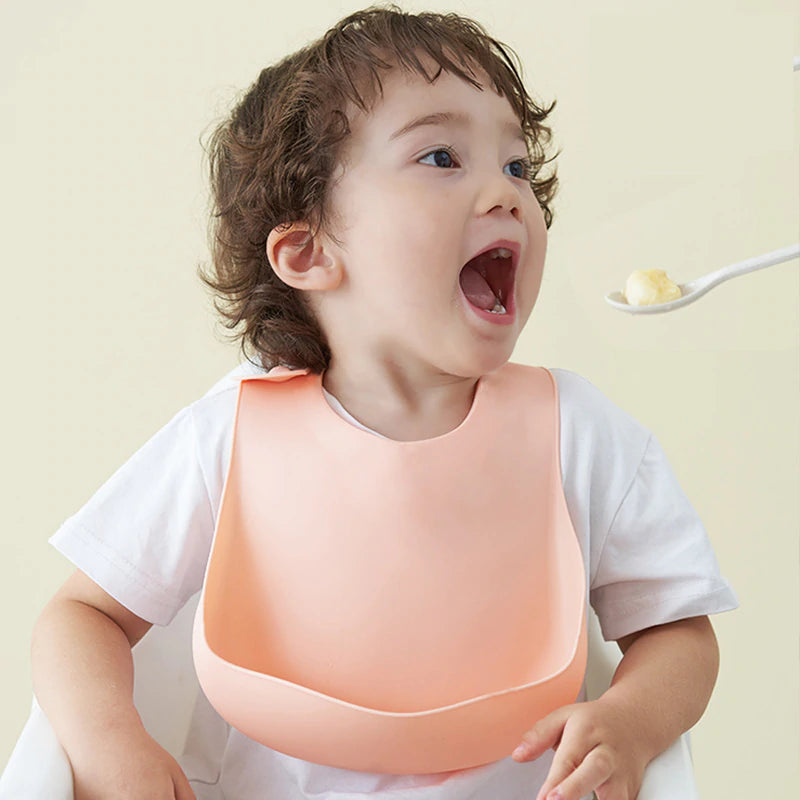 Fashionable Silicon Waterproof Breastplate Baby Bib - GreatEagleInc