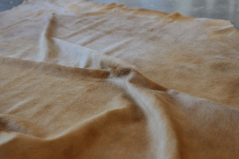 6' X 7' Golden Brown Cowhide Area Rug - Home Decor