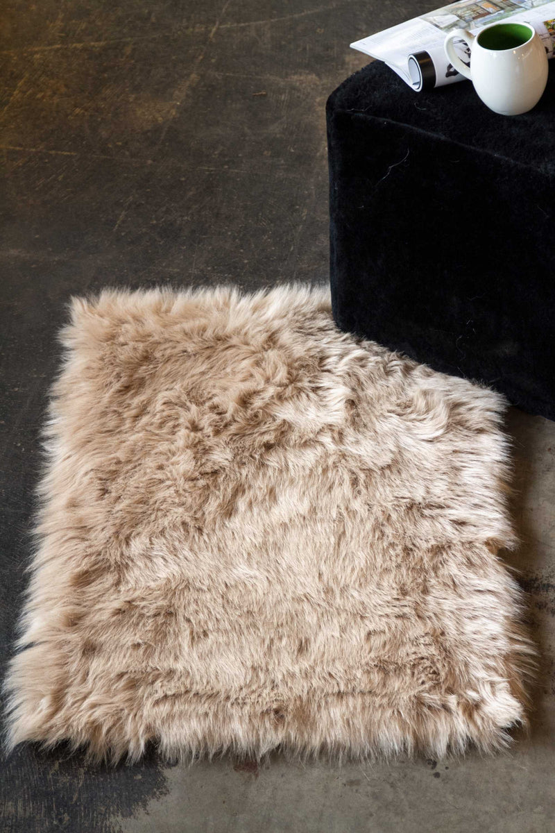 2' X 3' Tan Faux Fur Rectangular Area Rug - Home Decor