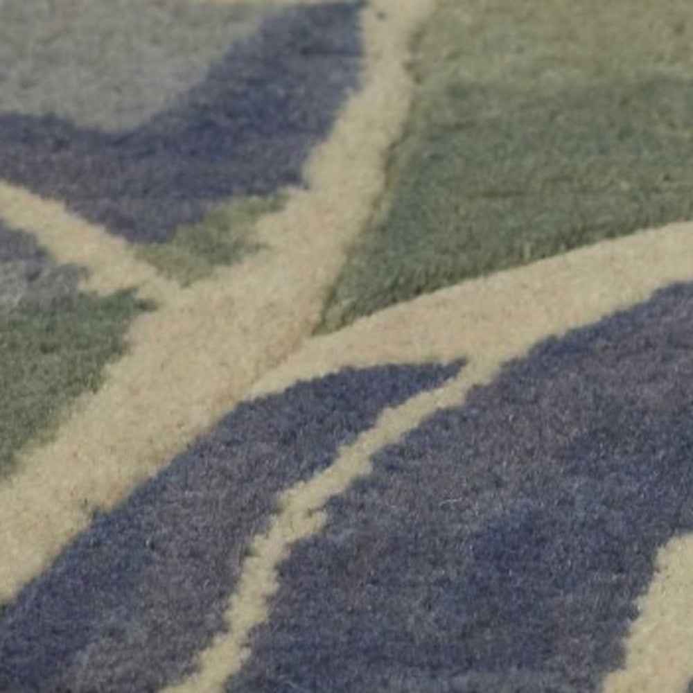 7' X 9'  Wool Blue Or  Green Area Rug