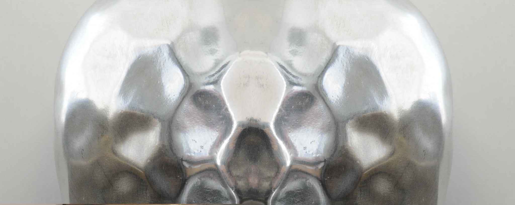 Delicious Hammered Finish Apple Statue