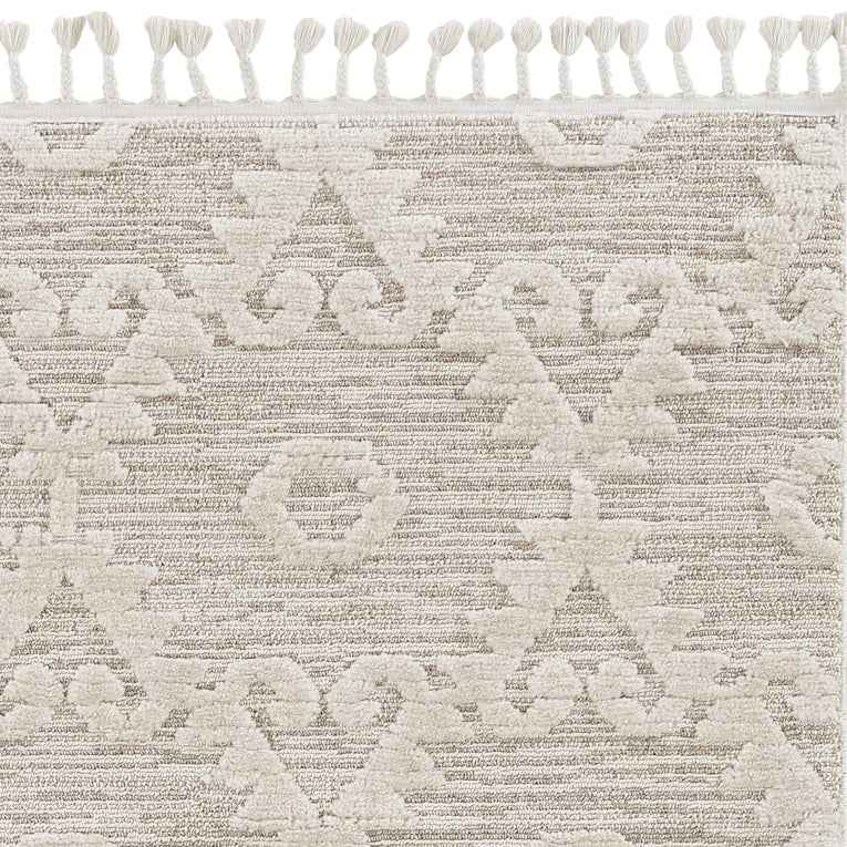 5' X 8' Ivory Or Beige Geometric Diamond Indoor Area Rug With Fringe