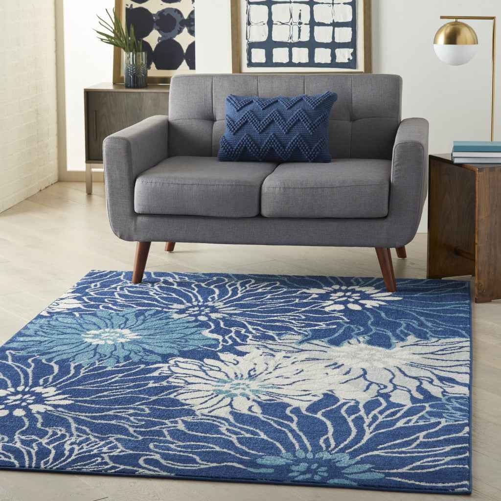 4' X 6' Blue And Ivory Floral Power Loom Area Rug