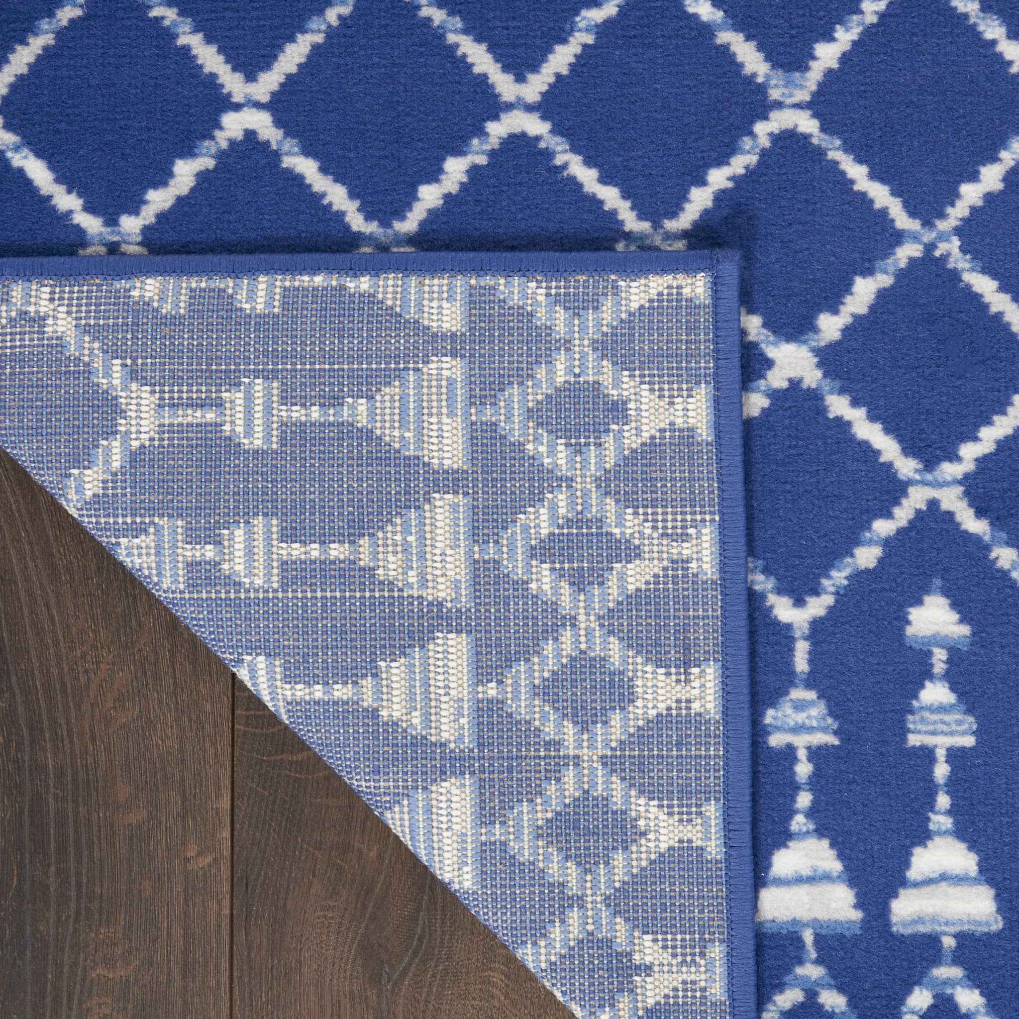 4' X 6' Navy Blue Geometric Berber Area Rug