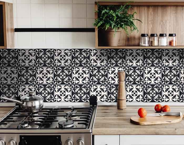 7" X 7" Black And White Quatro Peel And Stick Removable Tiles