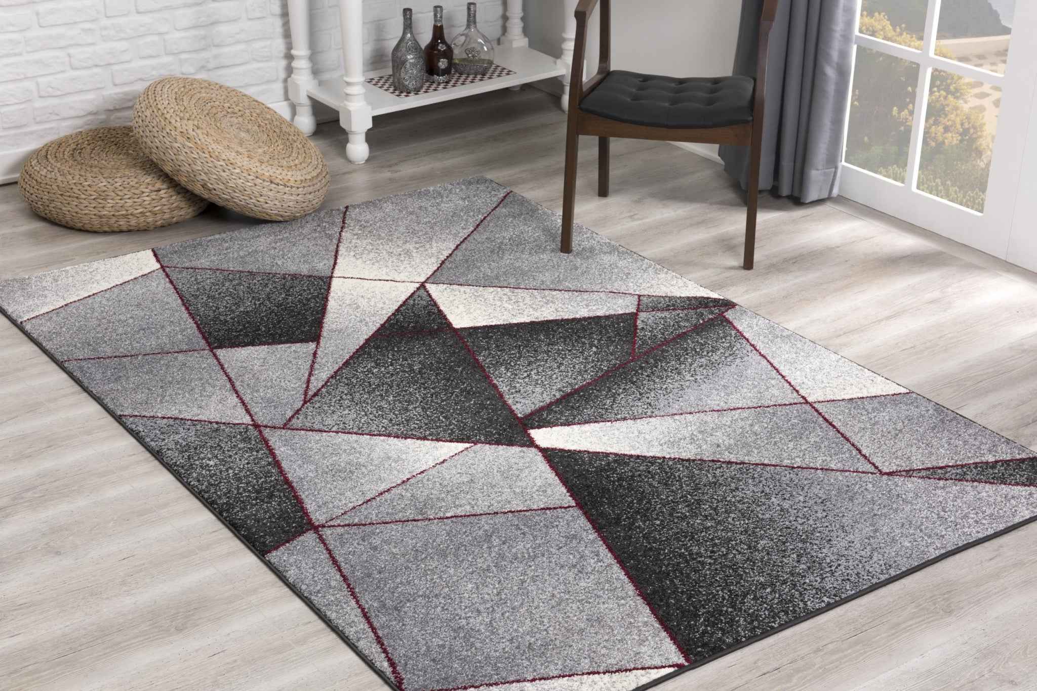 4' X 6' Grey Red Geometric Area Rug