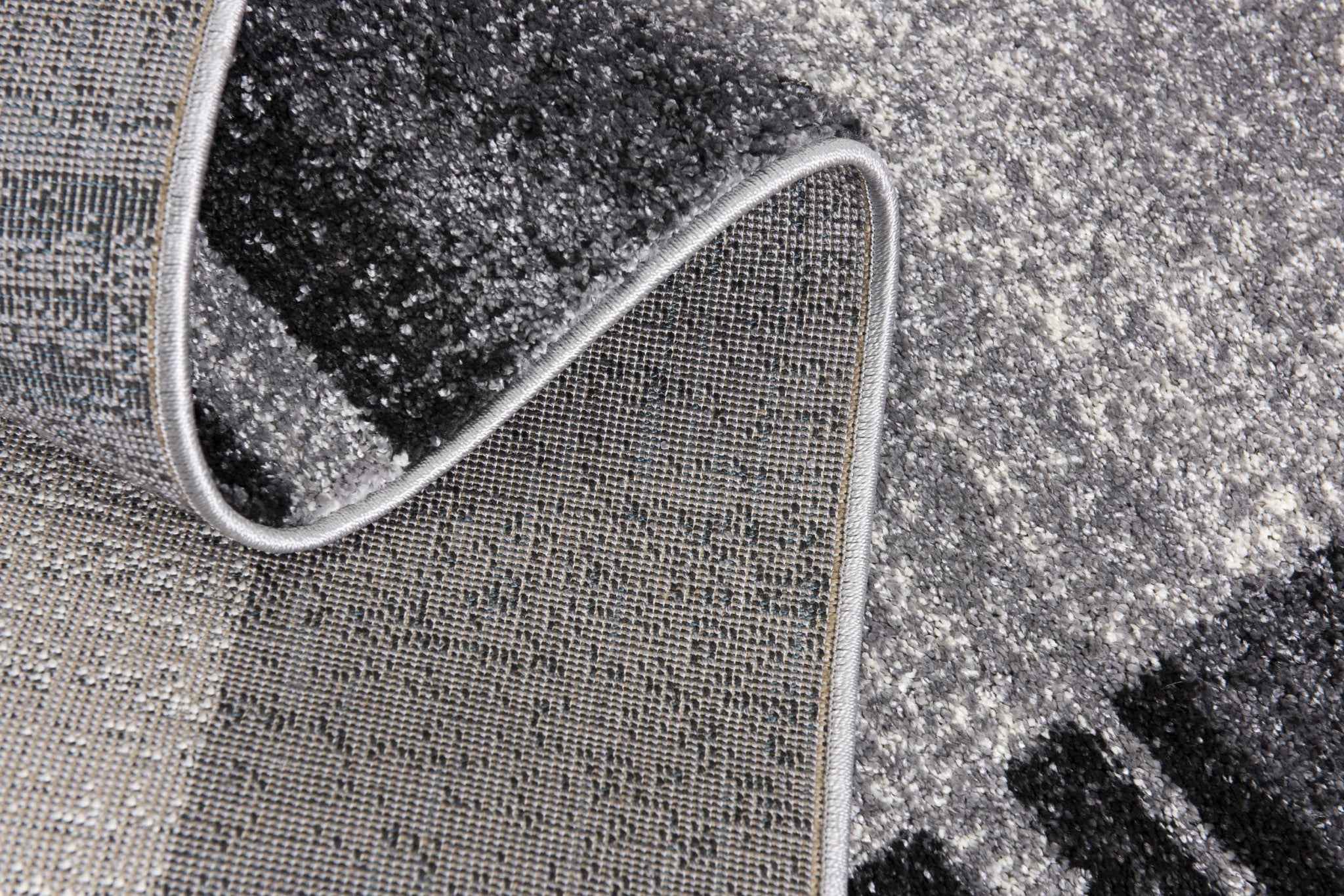 7’ X 9’ Gray Modern Bordered Area Rug