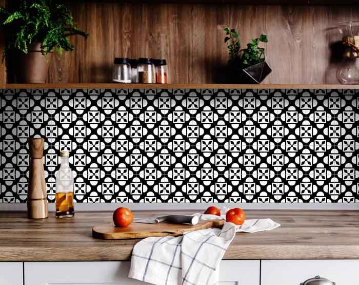 7" X 7" Black And White Coli Peel And Stick Tiles