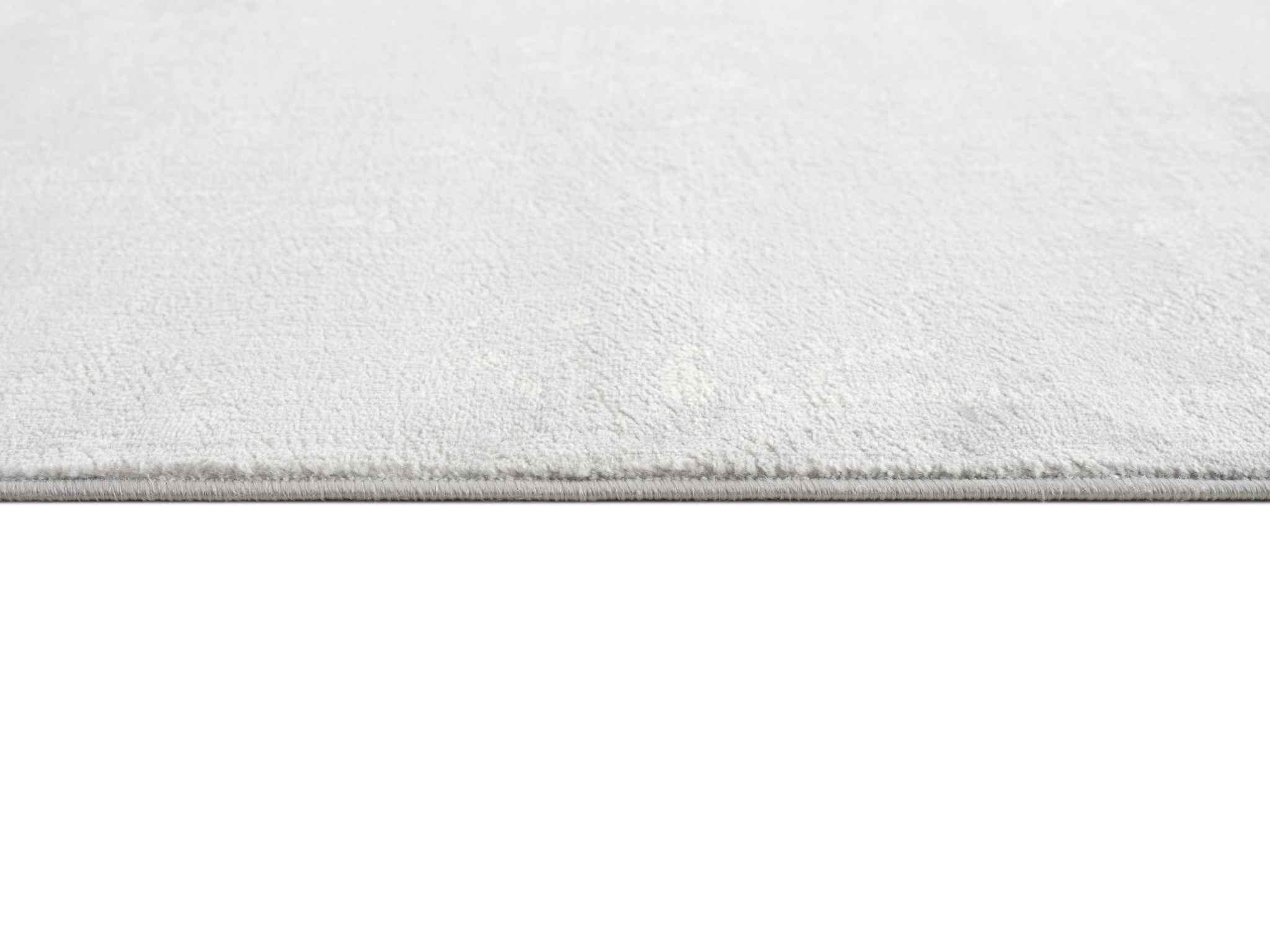 2’ X 3’ Modern Gray Distressed Scatter Rug