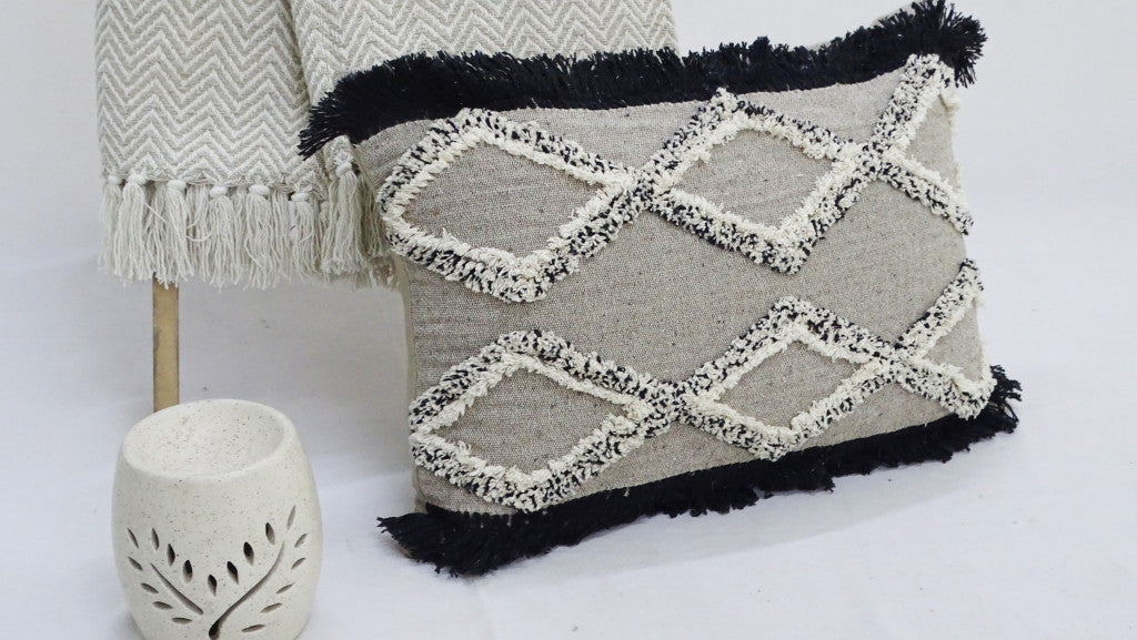 16" X 22" Black And Gray Diamond Handmade Cotton Blend Throw Pillow With Fringe - Home Decor