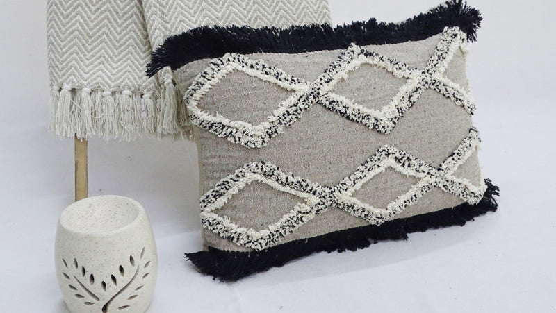16" X 22" Black And Gray Diamond Handmade Cotton Blend Throw Pillow With Fringe - Home Decor