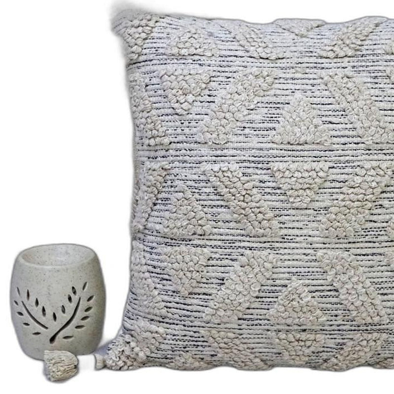 22" X 22" Off White Geometric Zippered Handmade Cotton Blend Throw Pillow With Tassels - Home Decor