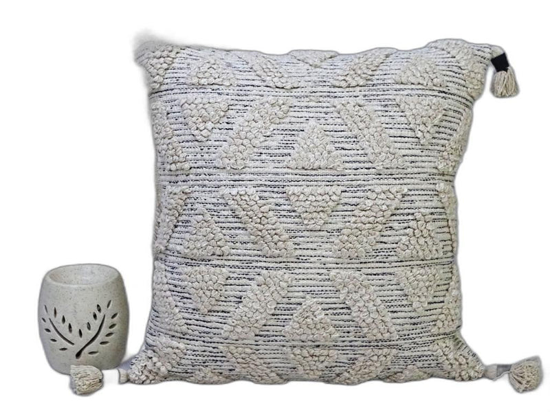 22" X 22" Off White Geometric Zippered Handmade Cotton Blend Throw Pillow With Tassels - Home Decor