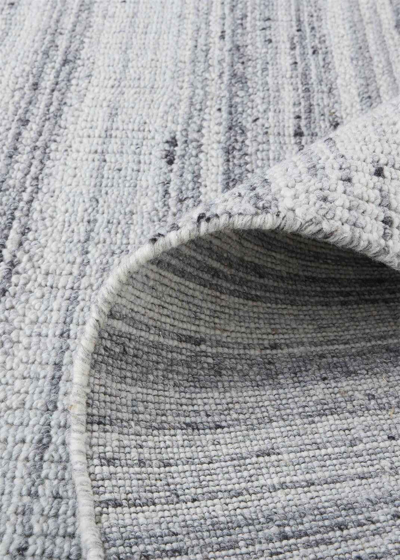 2' X 3' Silver Wool Hand Woven Stain Resistant Area Rug
