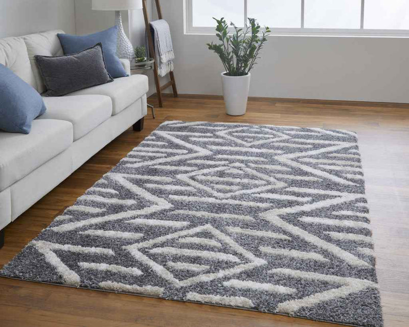 9' X 12' Gray And Ivory Geometric Power Loom Stain Resistant Area Rug