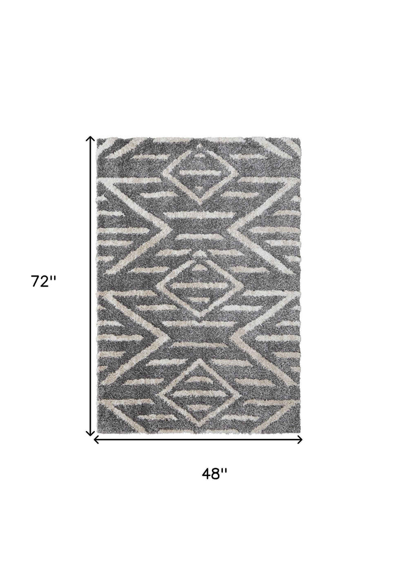 4' X 6' Gray And Ivory Geometric Power Loom Stain Resistant Area Rug