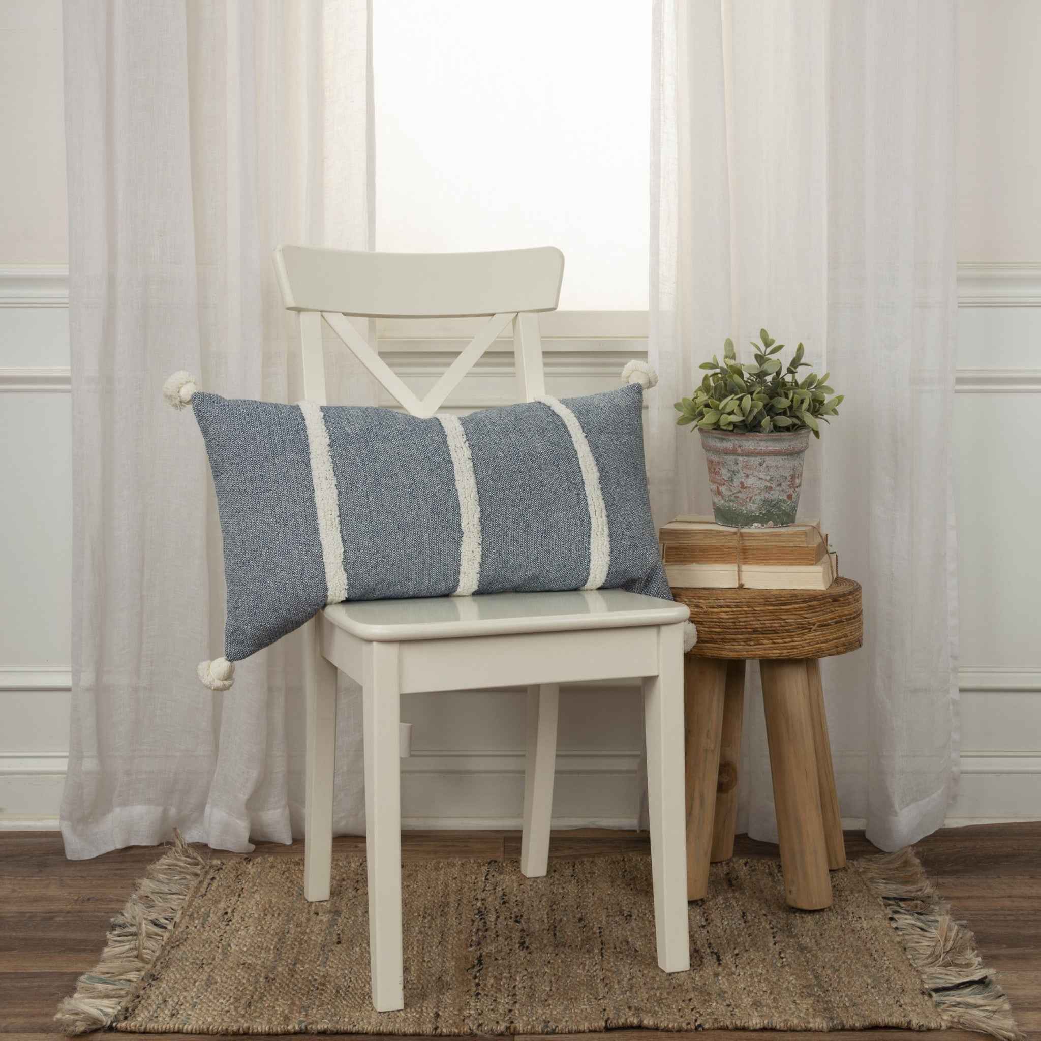 14" X 14" Blue and White Cotton Pillow With Tassels Edges