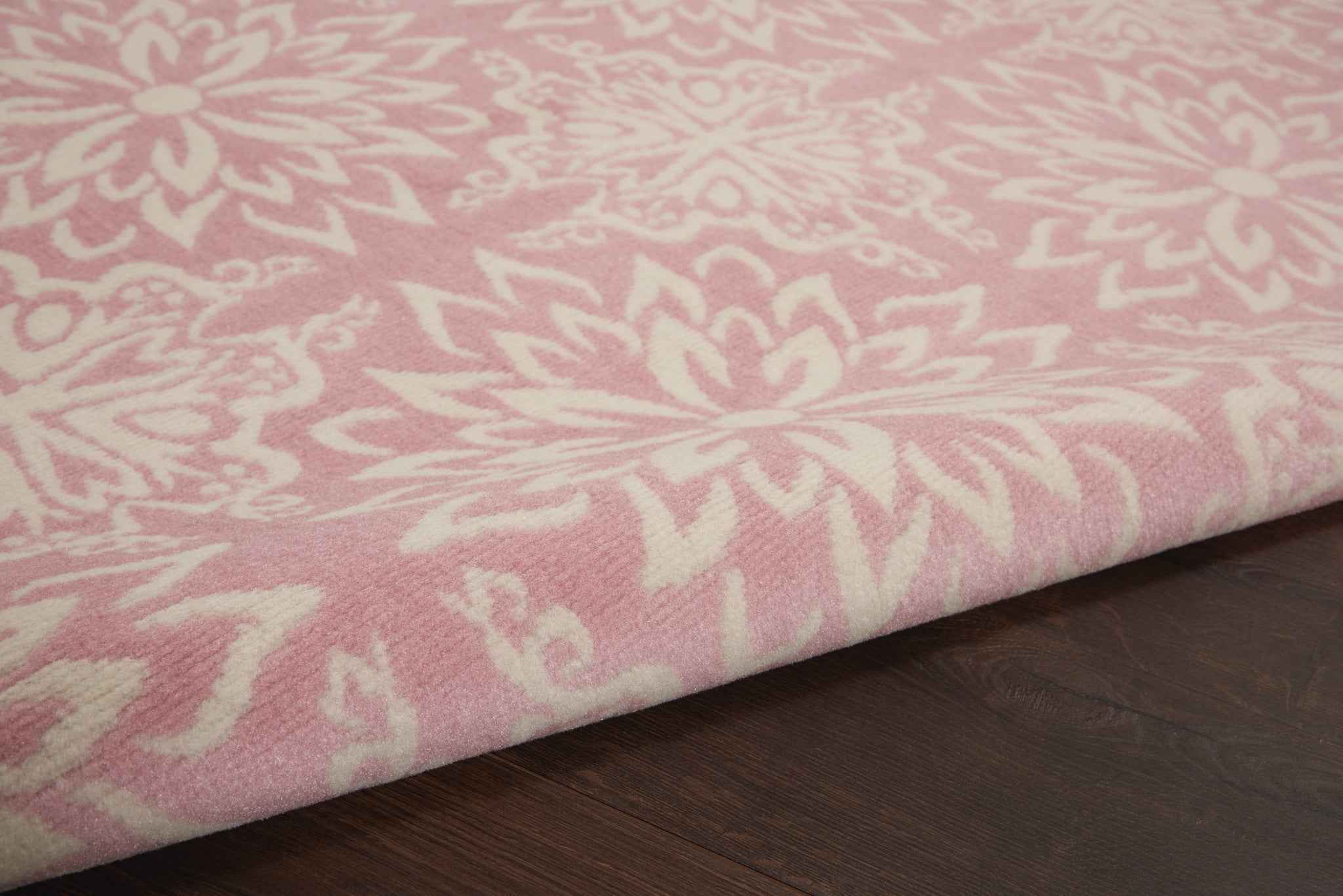 4' X 6' Pink Floral Power Loom Area Rug