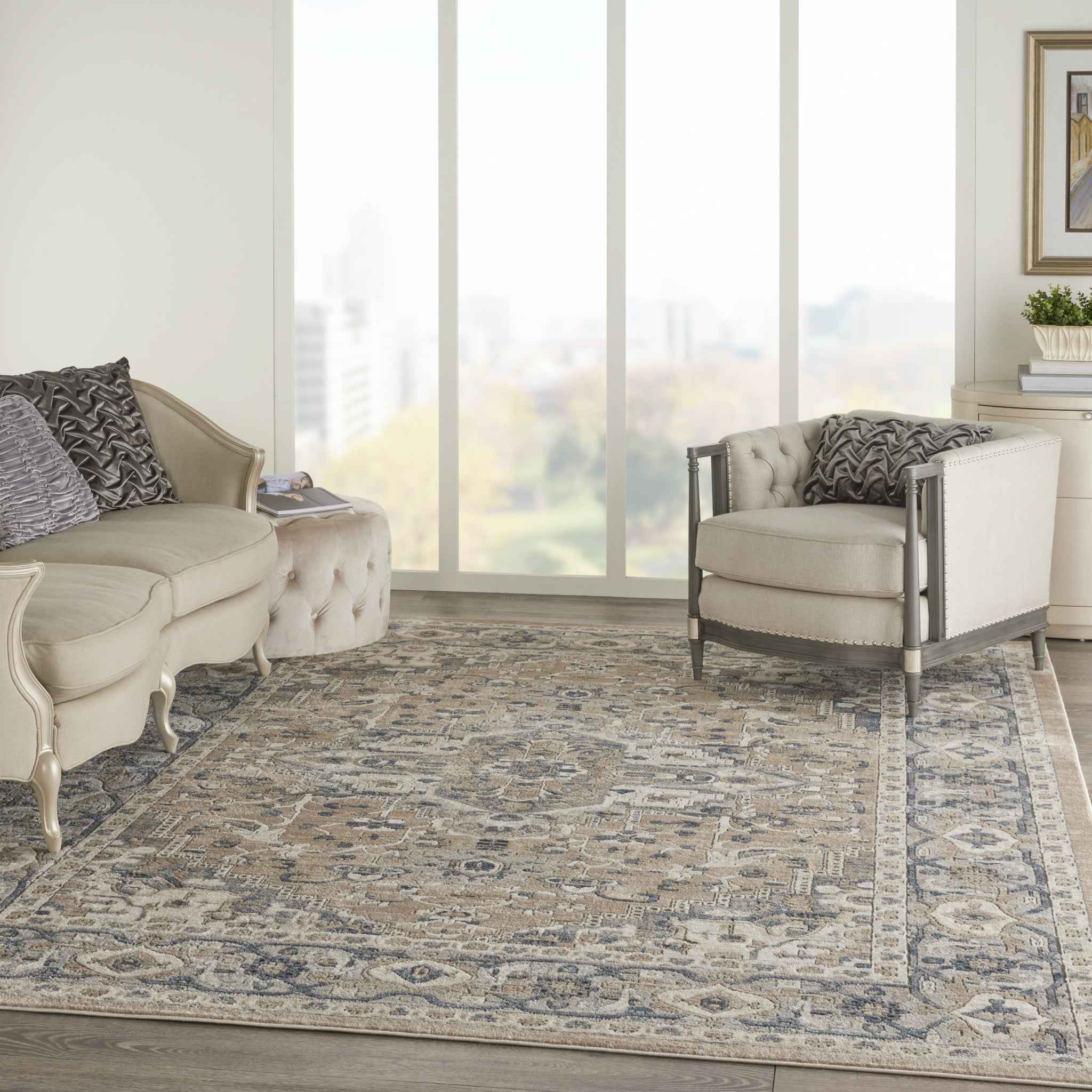 7' x 10' Ivory Floral Power Loom Area Rug