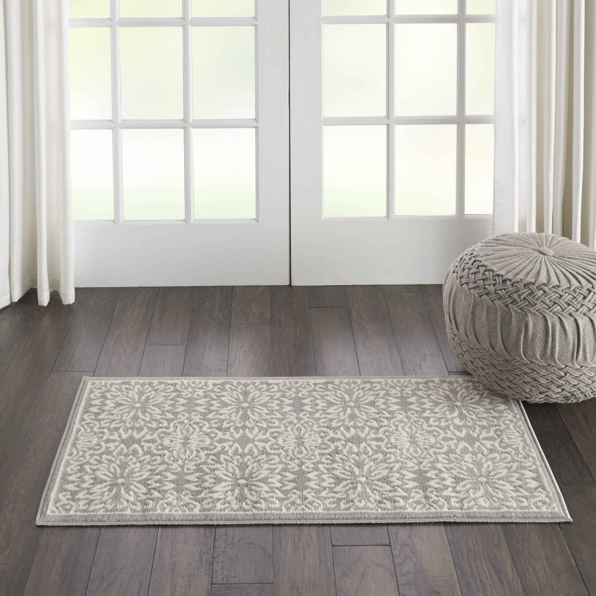 2' X 4' Gray Floral Power Loom Area Rug