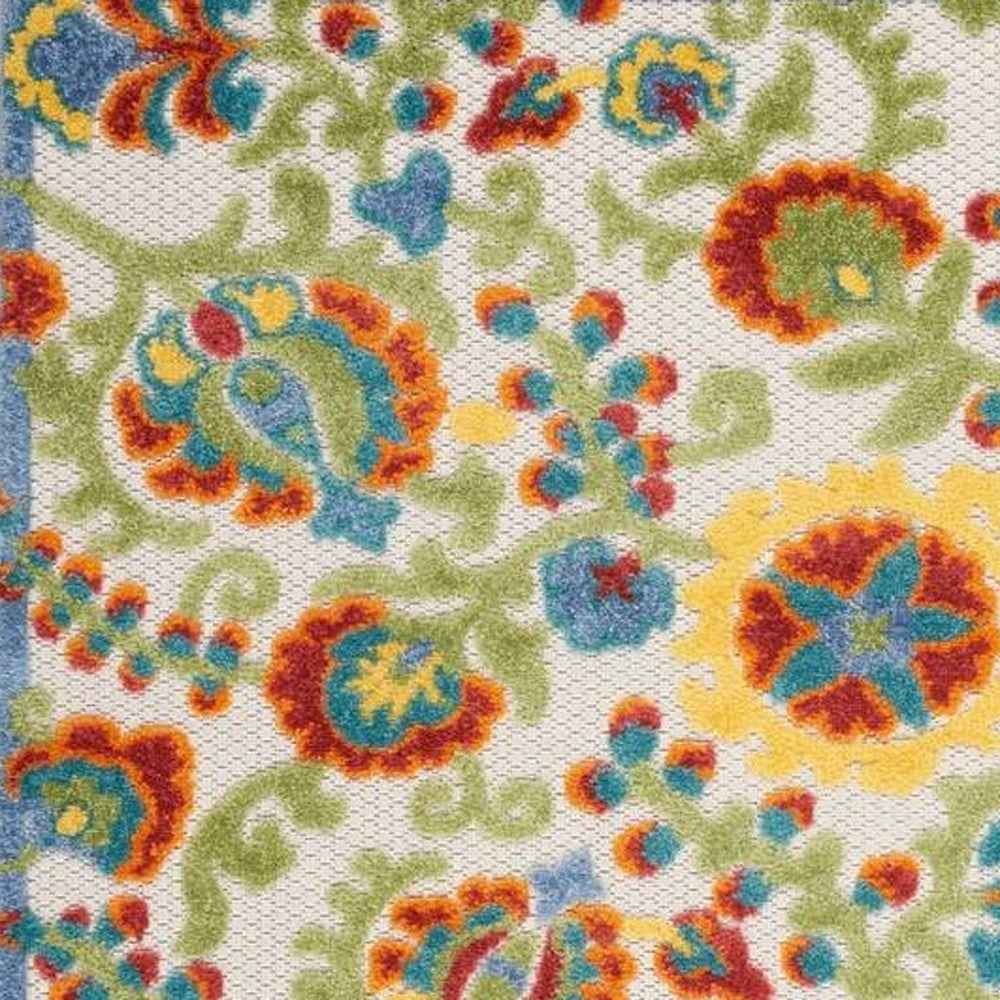 3' X 4' Green And Ivory Indoor Outdoor Area Rug