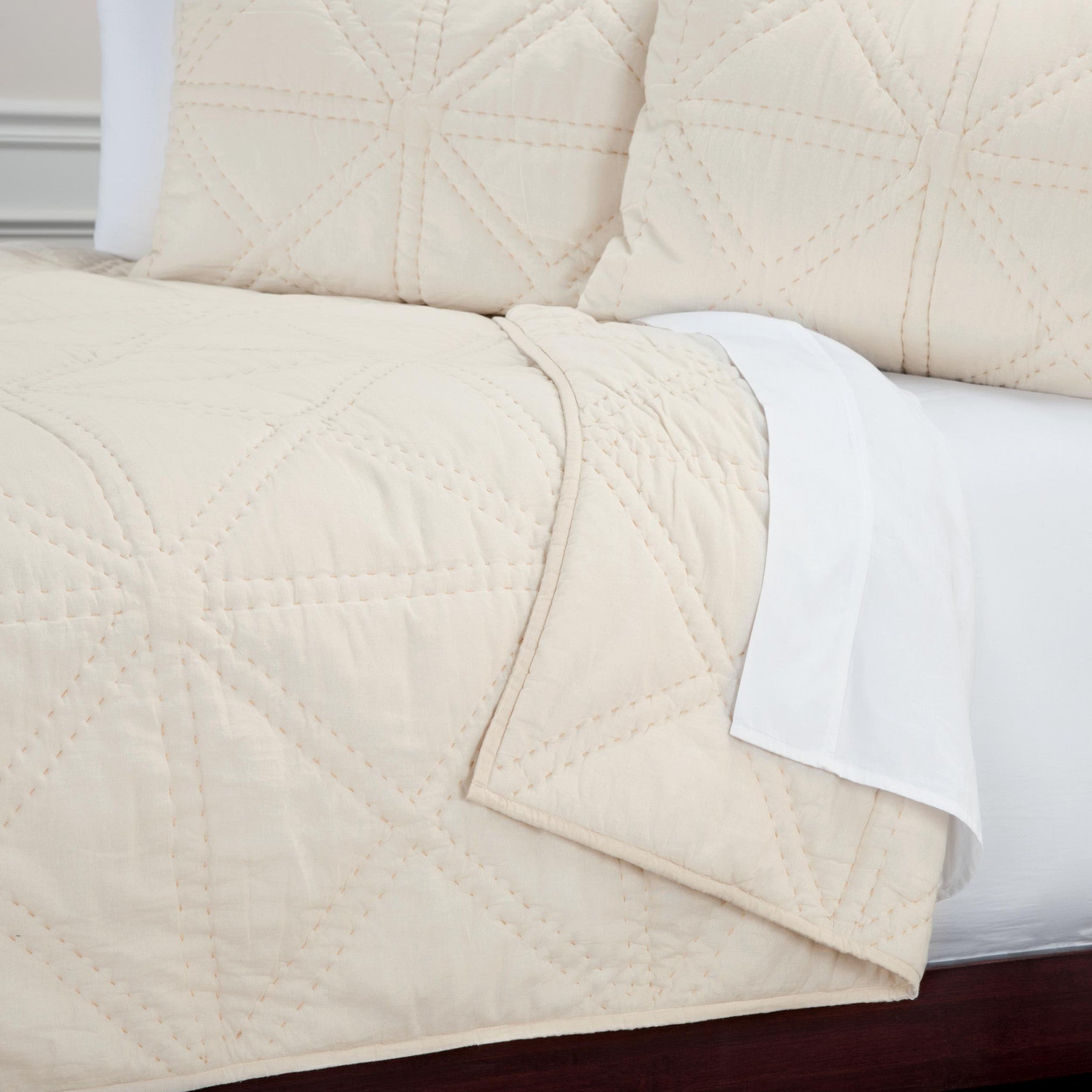 Set of Three Ivory Geometric Queen Quilt - Bed & Bath