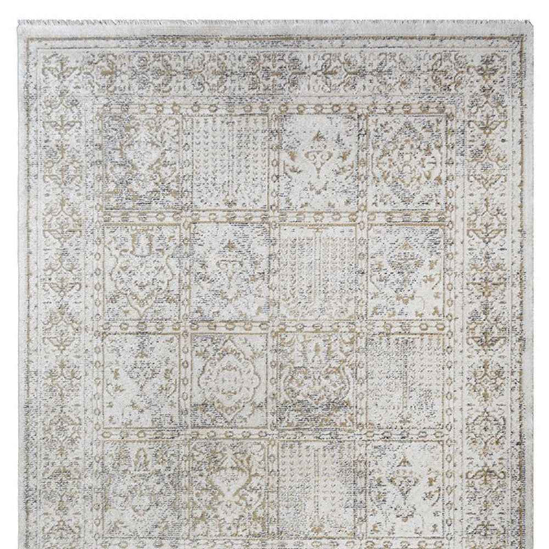 2' x 3' Ivory Oriental Distressed Area Rug With Fringe