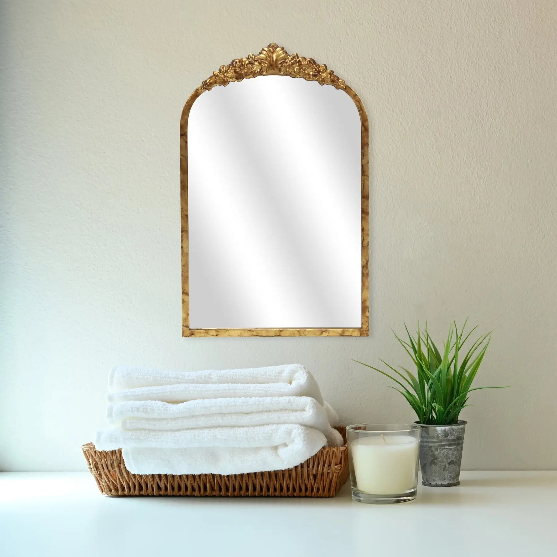 16" Gold Metal Arch Accent Mirror Homeroots Bed & Bath