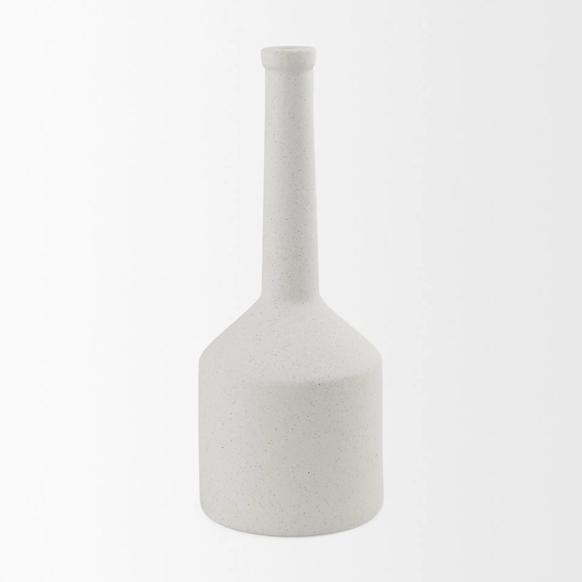 16" White Ceramic Table Vase Homeroots Home Decor