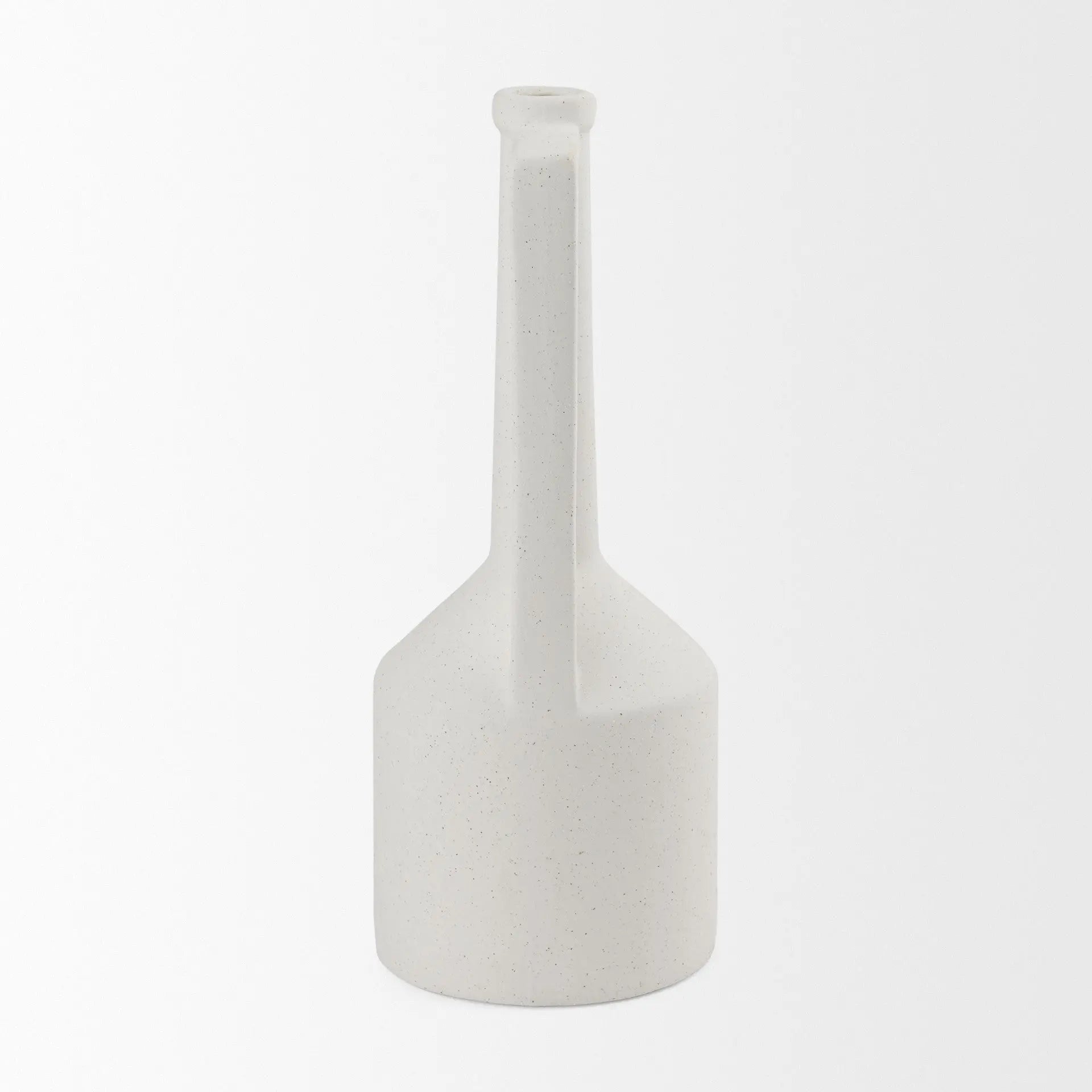 16" White Ceramic Table Vase Homeroots Home Decor
