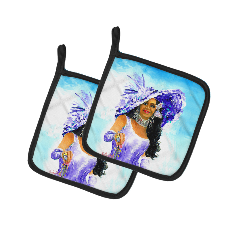 Purple and black pot holder set featuring a vibrant, artistic design of a glamorous woman against a blue background.