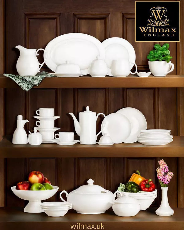 White 22 fl oz coffee pot with curved spout and matching lid