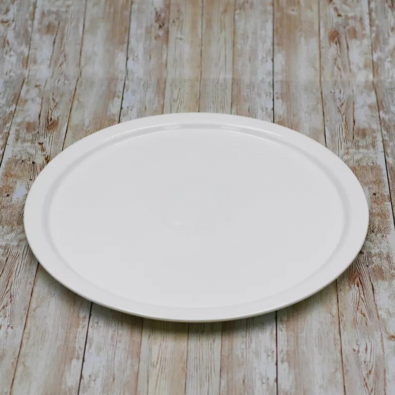 White 14 in pizza plate with wide flat center and raised rim, set of 3