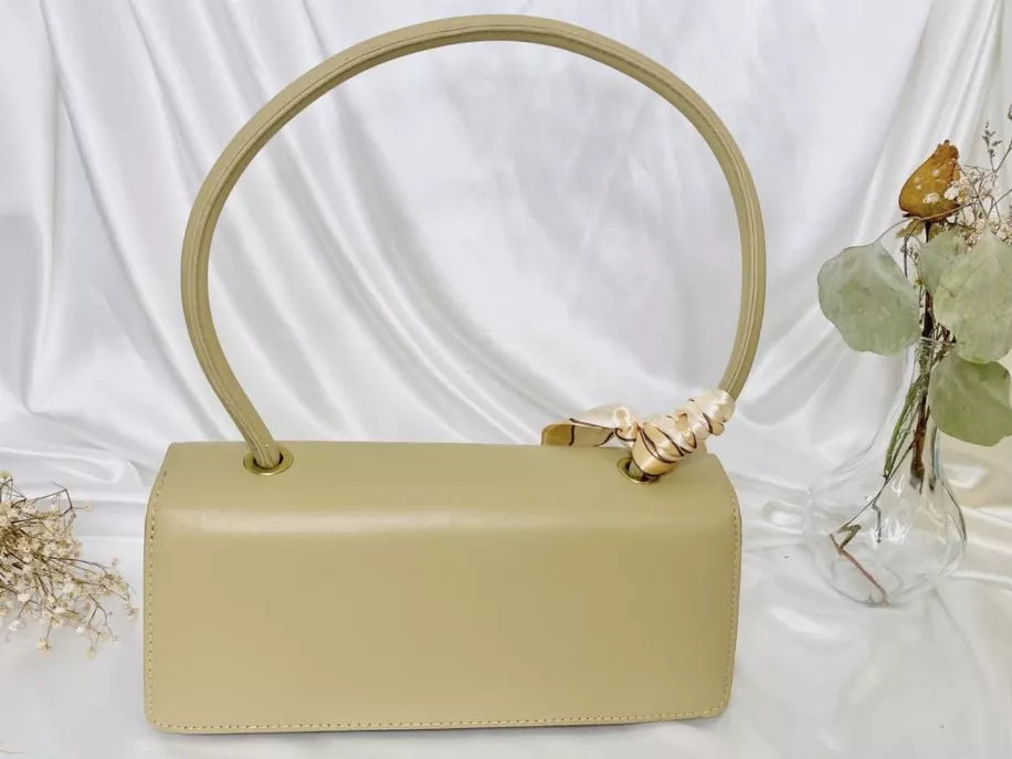 Esther Shoulder Bag - Beige / 1 / 28 x 12.5 x 9 x 25.5 - Bags & Wallets