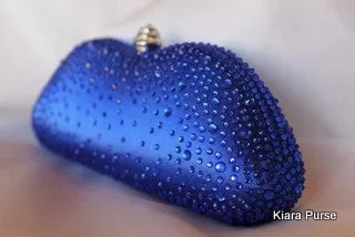 Blue beaded clutch purse with gold-tone clasp