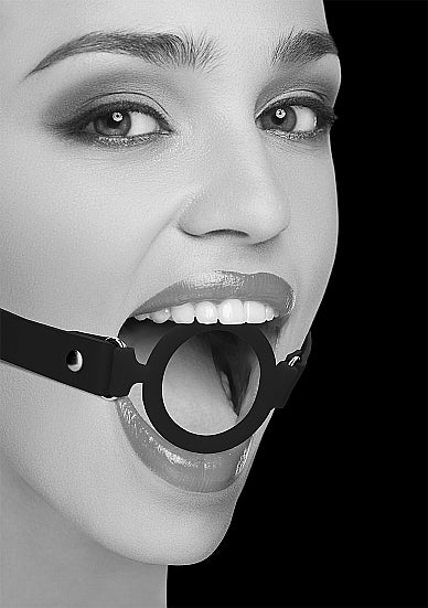 B&w Silicone Ring Gag W/ Adjustable Straps - GreatEagleInc