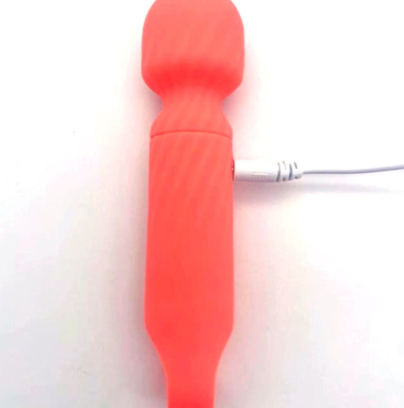 Dolly Silicone Mini Wand Rechargeable - GreatEagleInc