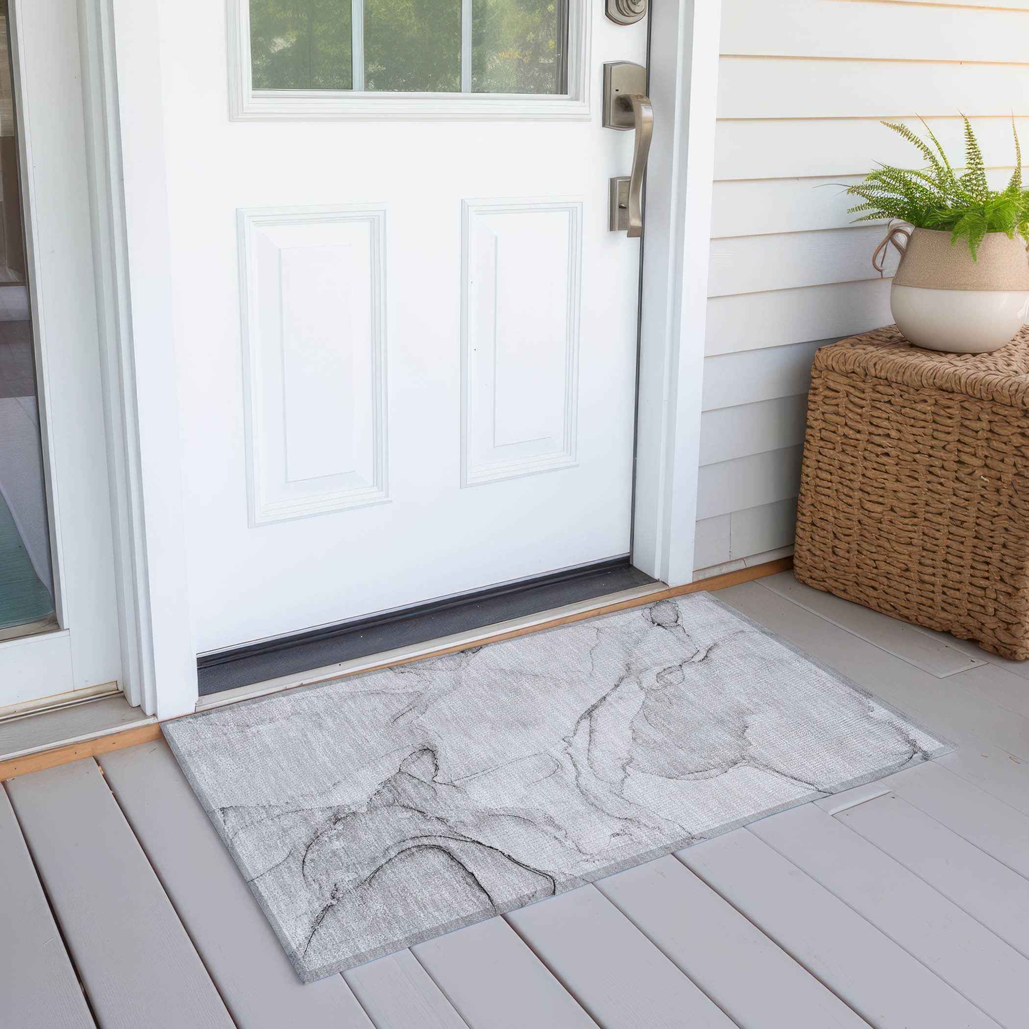 2' X 3' Silver Abstract Washable Non Skid Indoor Outdoor Area Rug