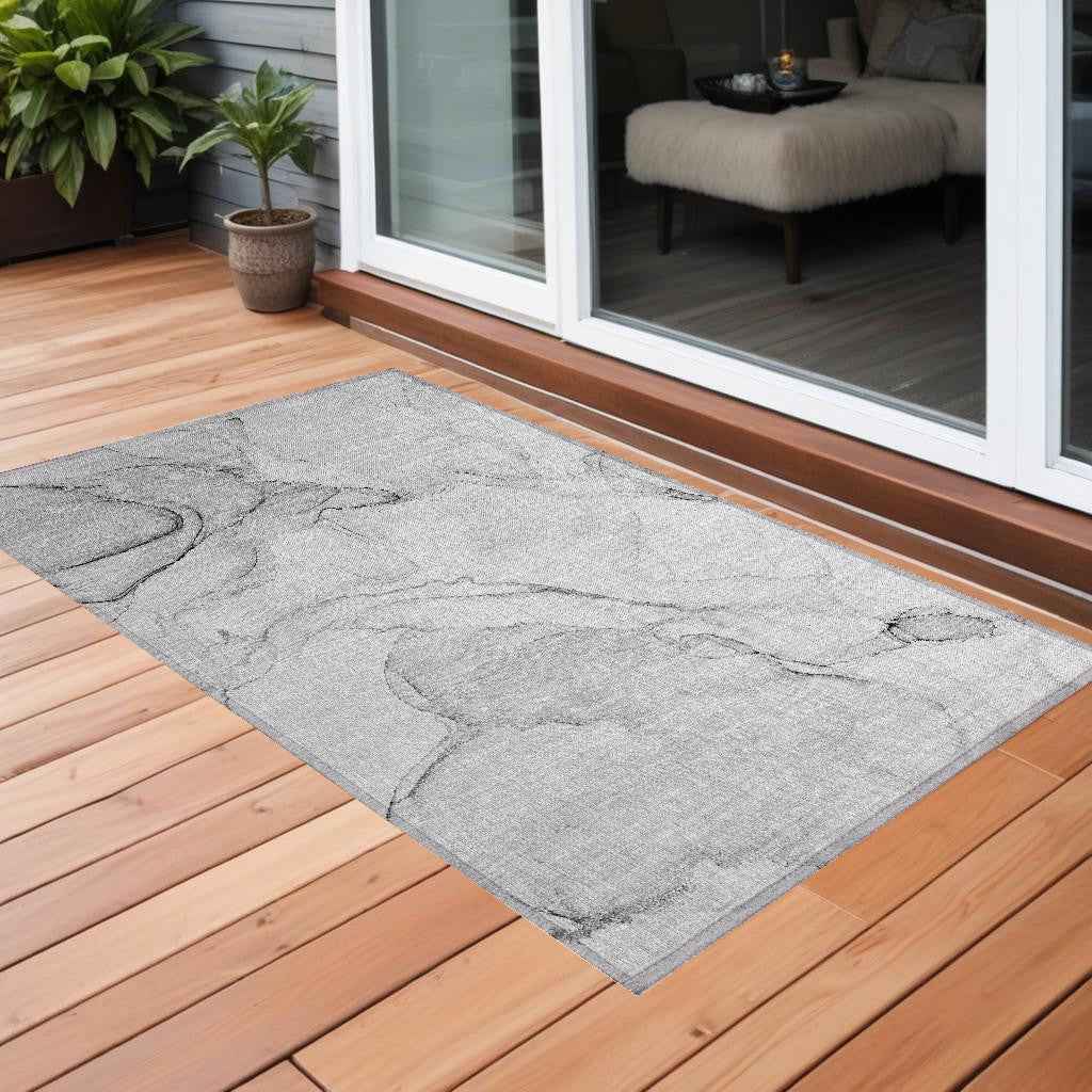 2' X 3' Silver Abstract Washable Non Skid Indoor Outdoor Area Rug