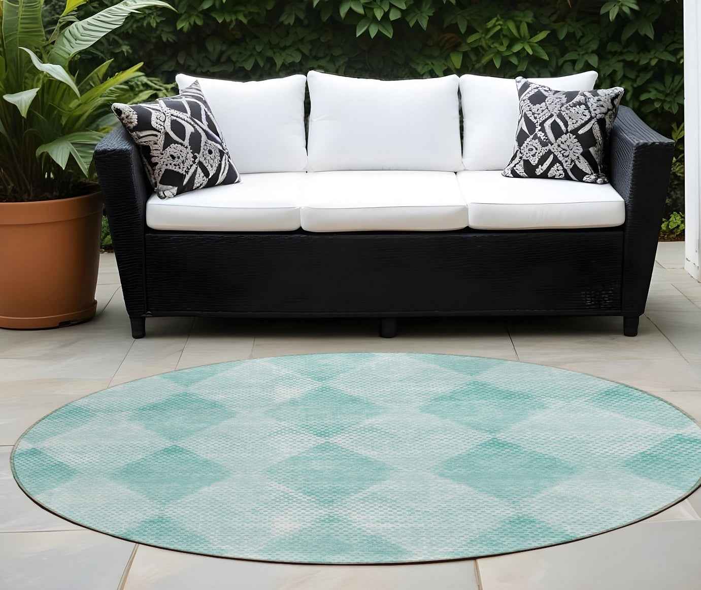 8' Round Teal Round Geometric Washable Non Skid Indoor Outdoor Area Rug