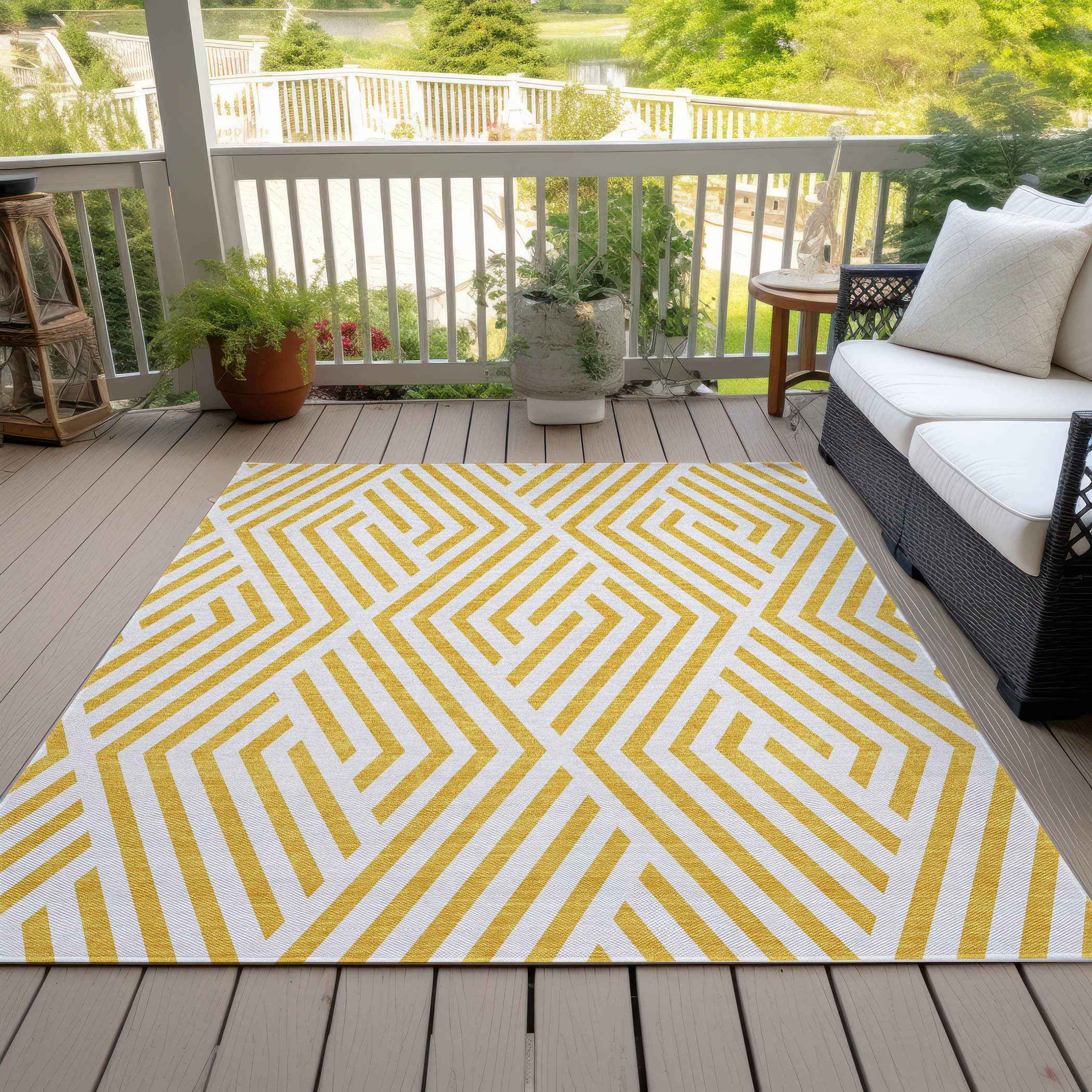 9' X 12' Gold And White Geometric Washable Indoor Outdoor Area Rug
