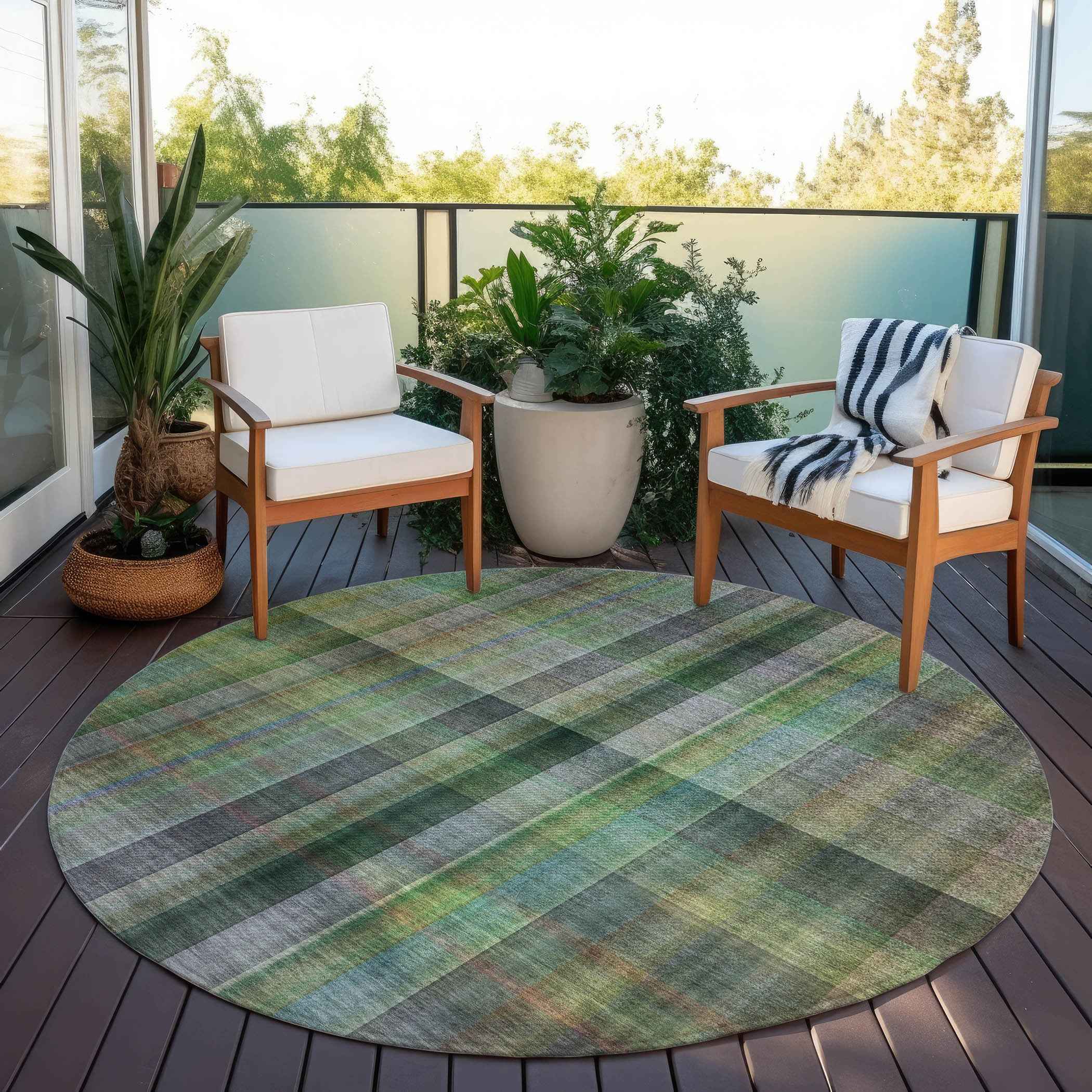 8' Round Green Round Plaid Washable Non Skid Indoor Outdoor Area Rug