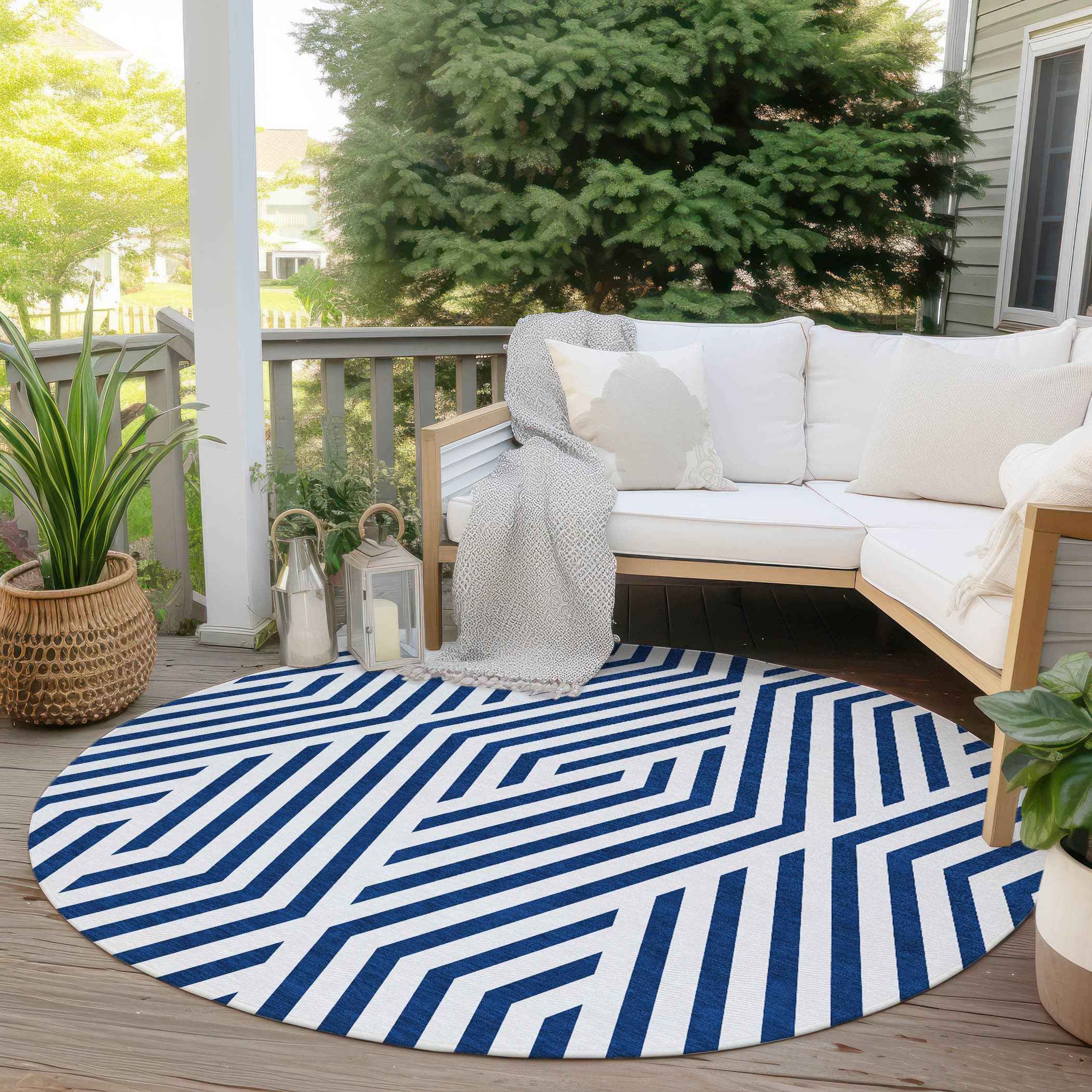 8' Round Navy and White Round Geometric Washable Non Skid Indoor Outdoor Area Rug