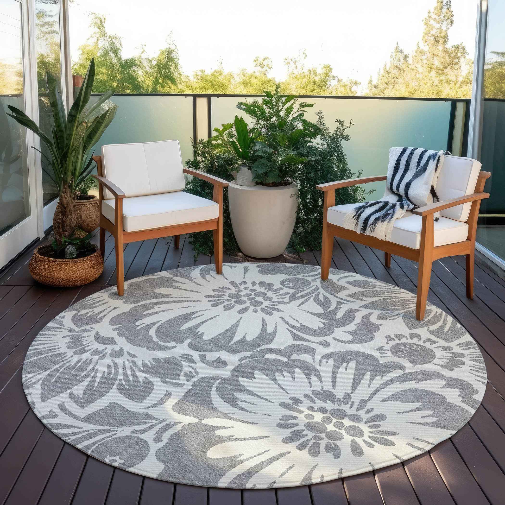 8' Round Gray and Ivory Round Floral Washable Non Skid Indoor Outdoor Area Rug