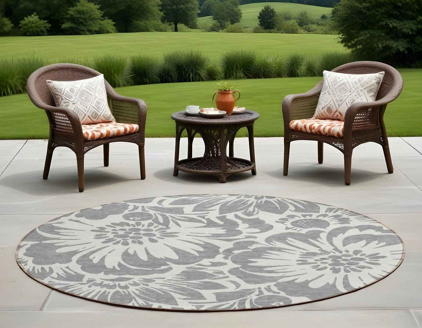 8' Round Gray and Ivory Round Floral Washable Non Skid Indoor Outdoor Area Rug