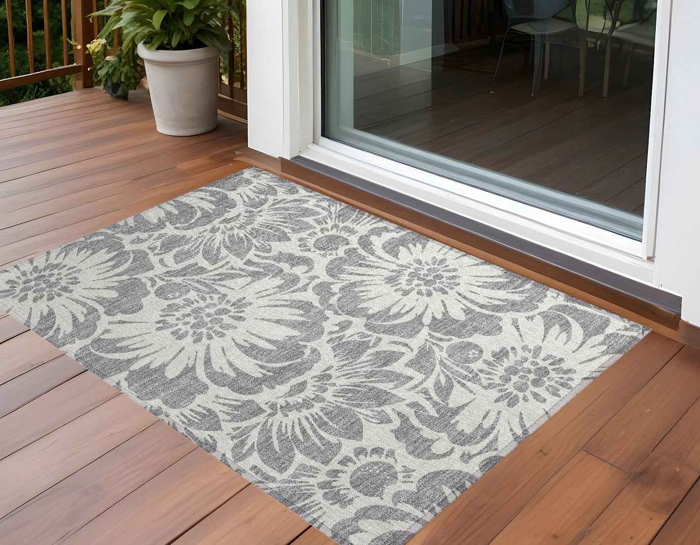 2' X 3' Gray and Ivory Floral Washable Non Skid Indoor Outdoor Area Rug