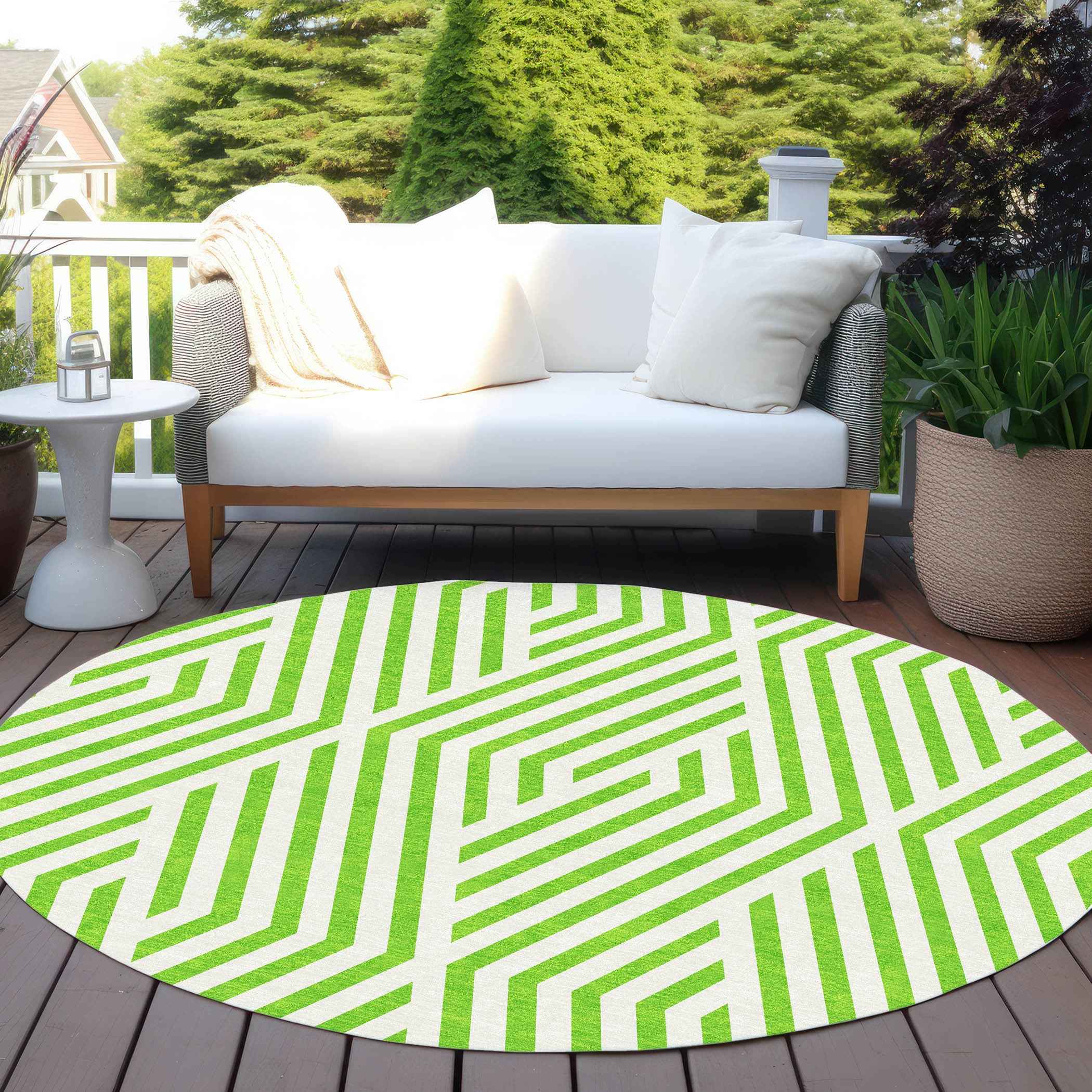 8' Round Lime Green and White Round Geometric Washable Non Skid Indoor Outdoor Area Rug